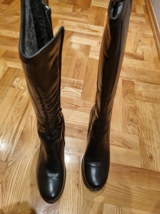 Nowe nie uzywane cieple kozaki 38