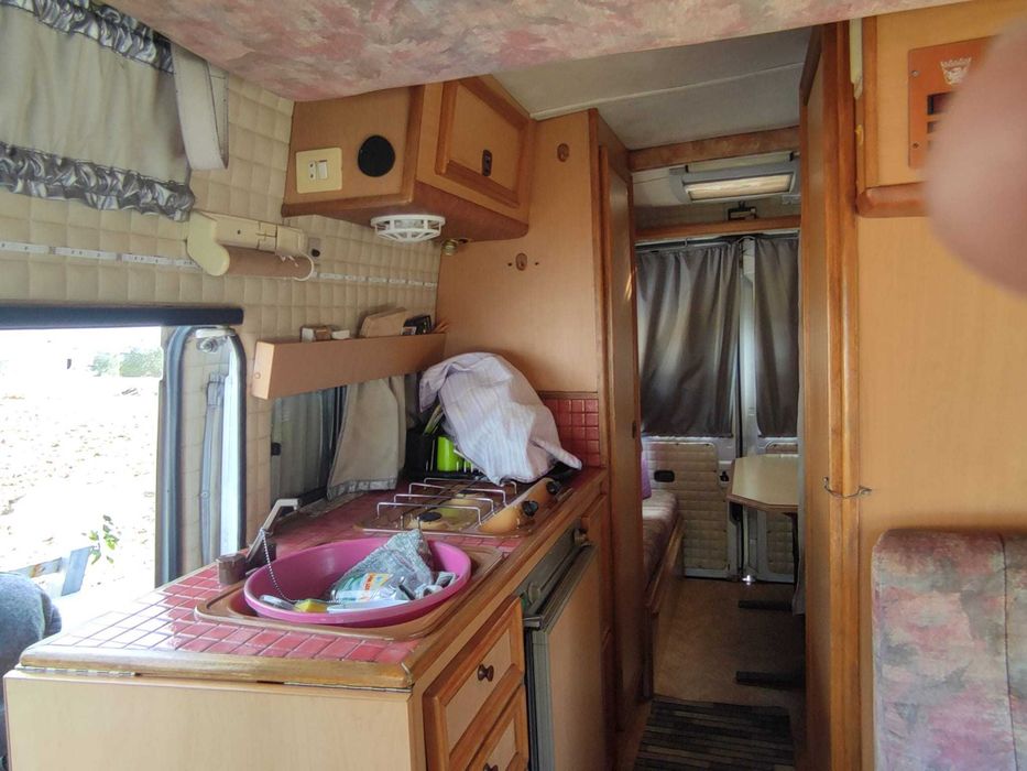 Vende-se Autocaravana