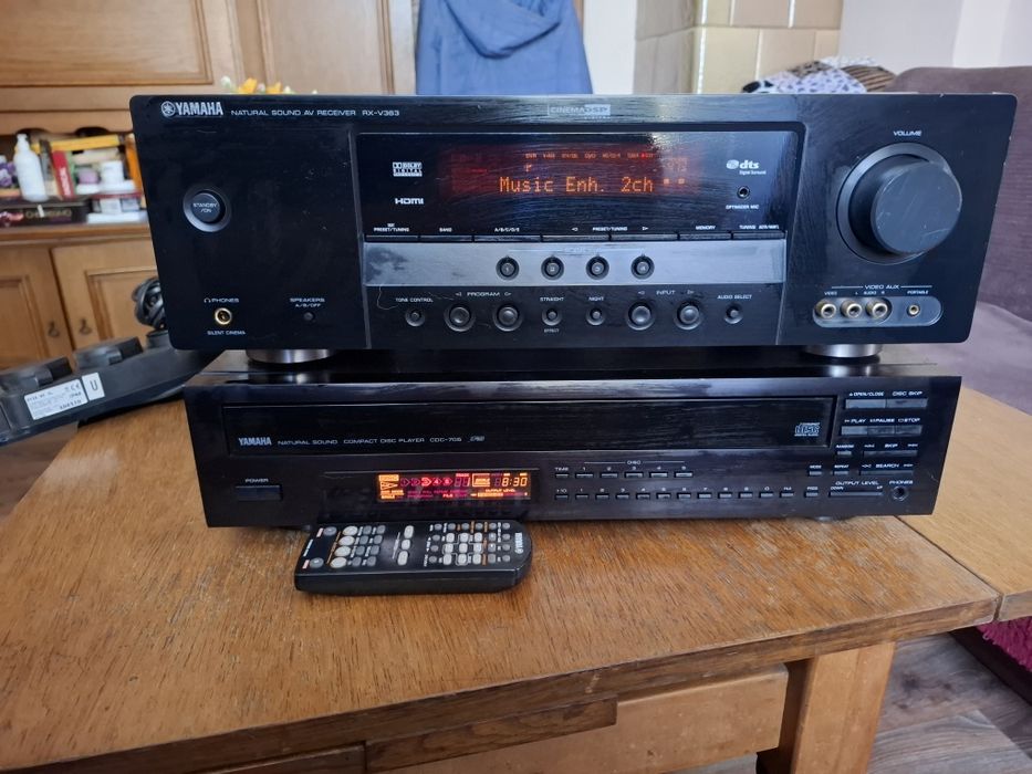 Amplituner i Odtwarzacz Cd Yamaha z pilotem