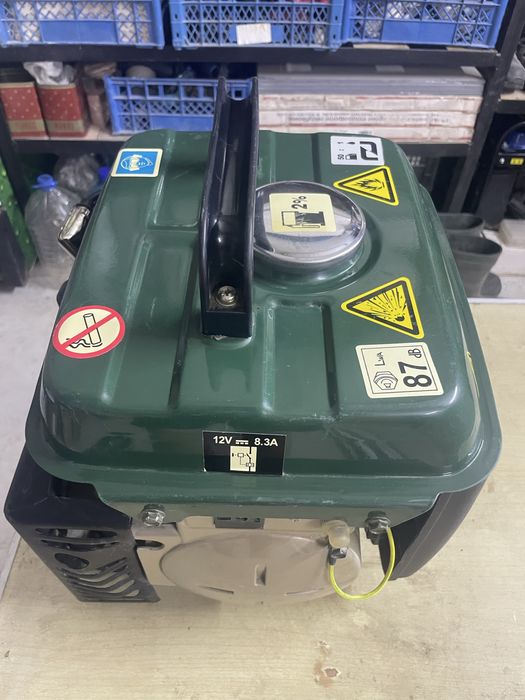 Бензиновий генератор