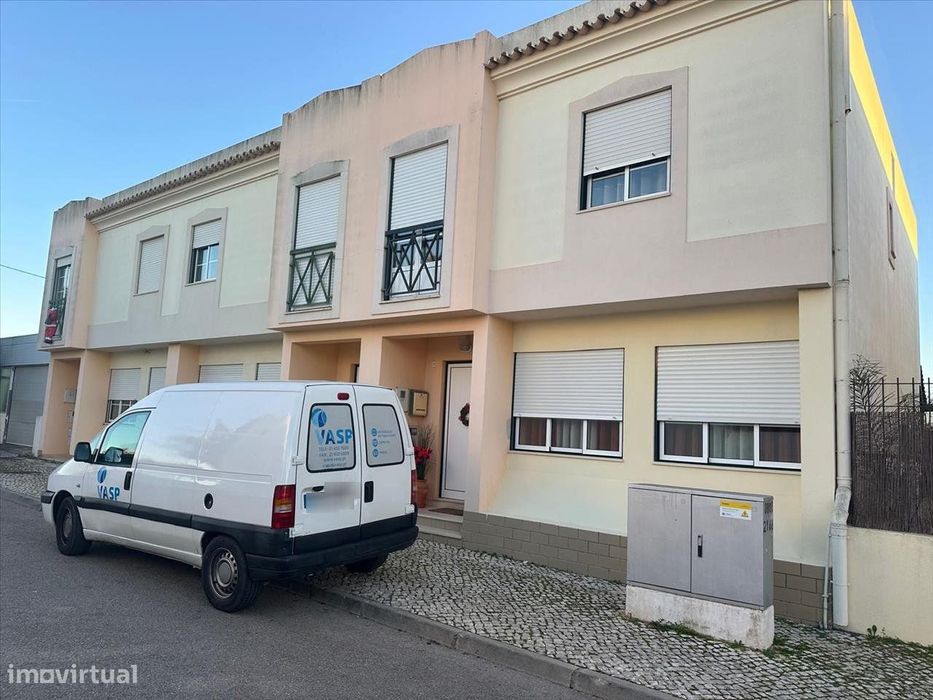 Moradia com terraço amplo em Estoi