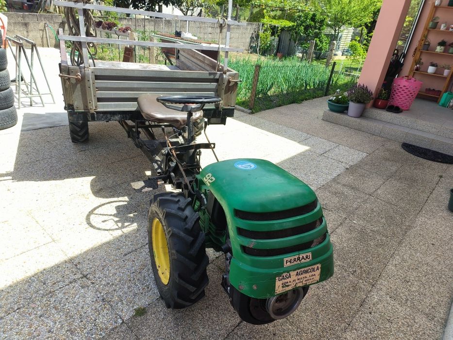 Motocultivador em bom estado
