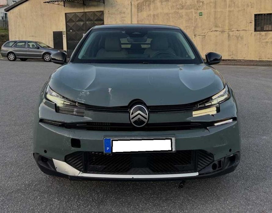Citroen C4 1,2 Hybrid Plus e-DSC6 2025