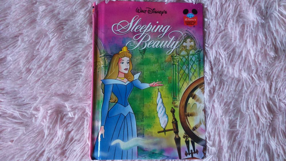 Вінтажне перше видання Sleeping Beauty «Спляча красуня»  Діснея  1995р