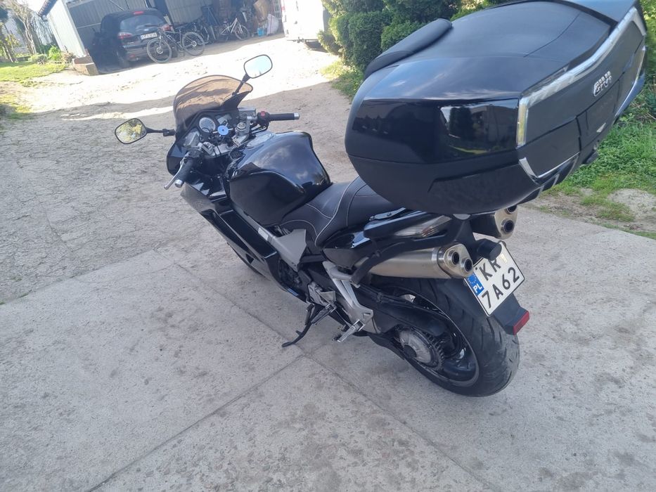 Honda VFR 800 super stan przebieg 38000 km 107 koni Serwisowany