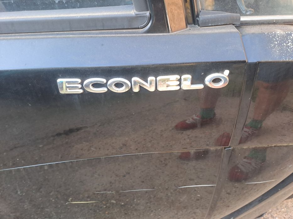 Skuter trójkołowy Econelo elektryczny