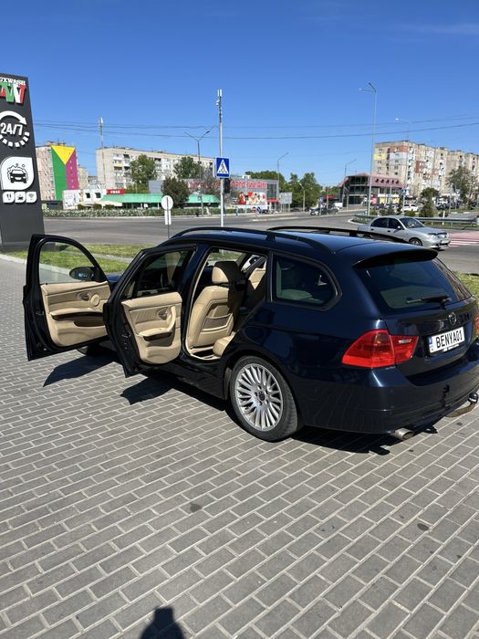 Продам BMW 3 Series , E 91