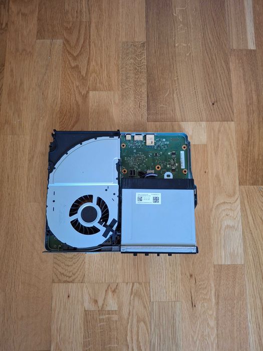 Płyta główna do konsoli Xbox One X - włącza się i wyłącza