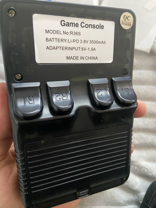 Game boy R36S com ascessorios