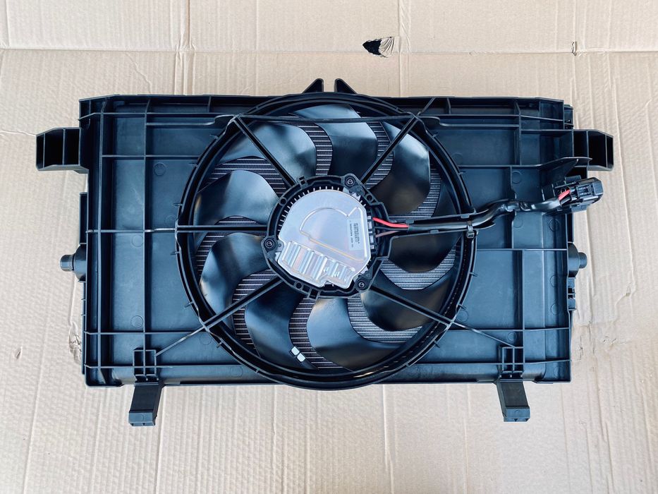 Решетка переднего бампера Tesla Model Y 3