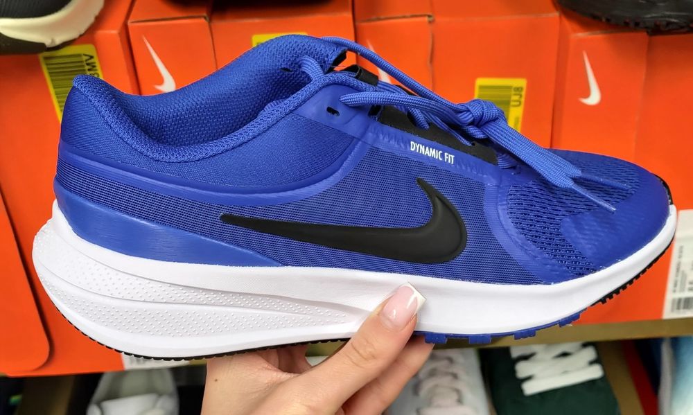 Buty Nike Star Runner 5 r37,5