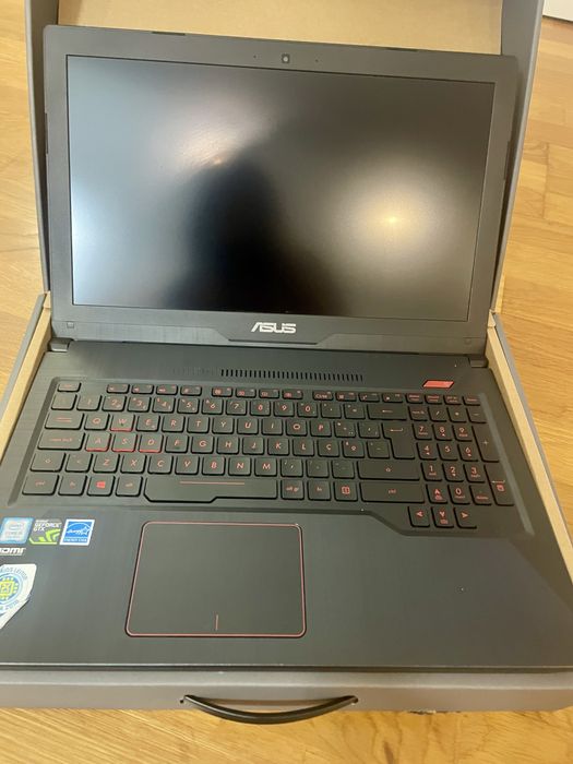 Portatil ASUS Gaming FX530V