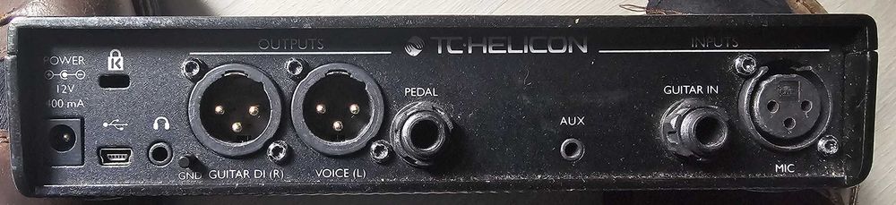 TC Helicon Play Acoustic