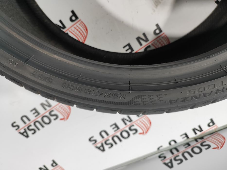 200 Euros 255-35ZR21 98Y Bridgestone - Oferta dos Portes