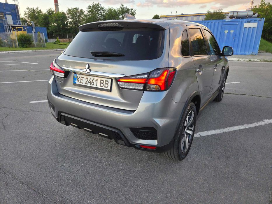 Mitsubishi Outlander Sport 2023 VIN JA4ARUAU1PU009757 фото оголошення 5 з 24