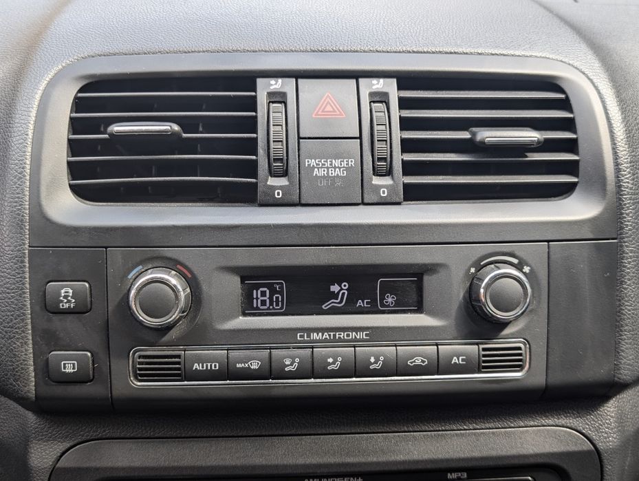 Skoda Fabia 2012 VIN TMBJK65J4C3128778 фото оголошення 18 з 22