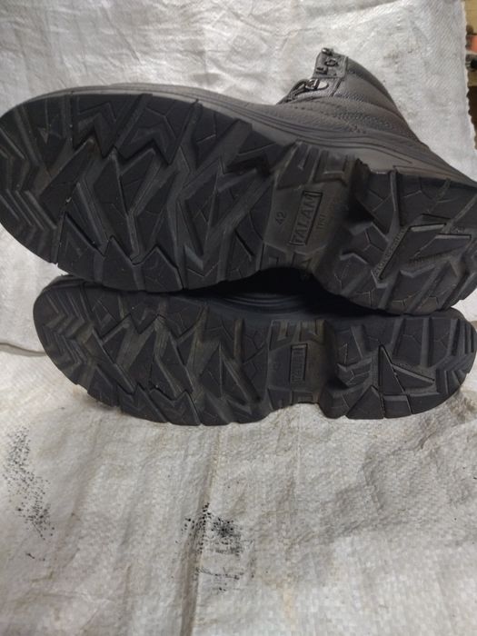 Продам туфли берцы рабочие