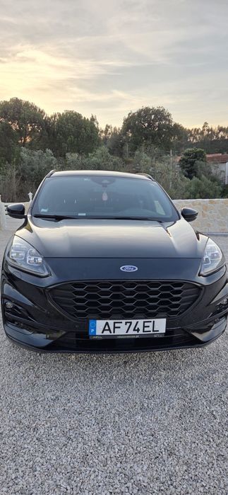 Vendo Ford Kuga 1.5 EcoBoost ST-Line X de 2021 como novo!