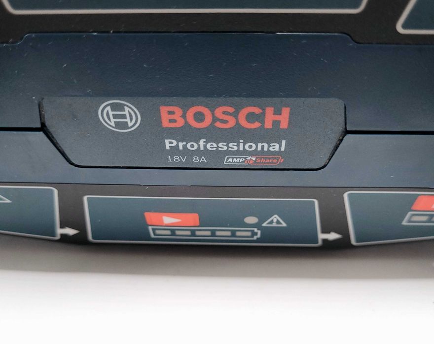 Ładowarka GAL 18V6-80 BOSCH (6-stanowiskowa 14,4V, 18V Li-Ion)