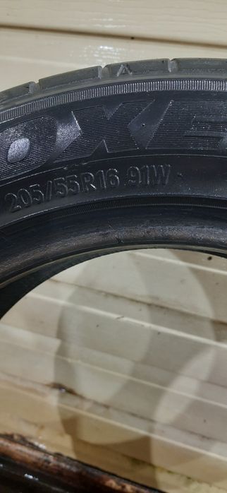 Продам шини шини легкові