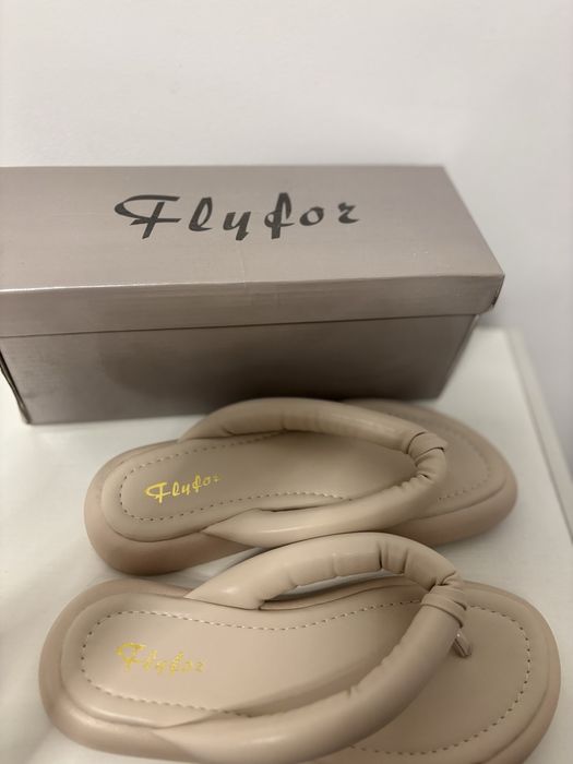 Beżowe nowe klapki Japonki eleganckie damskie r. 37 skóra ekologiczna