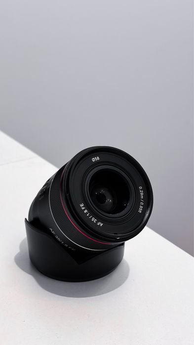 SAMYANG AF 35mm f/1.8 Sony FE