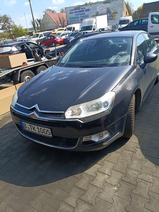 Zderzak citroen C5 EEHD 2011 rok.