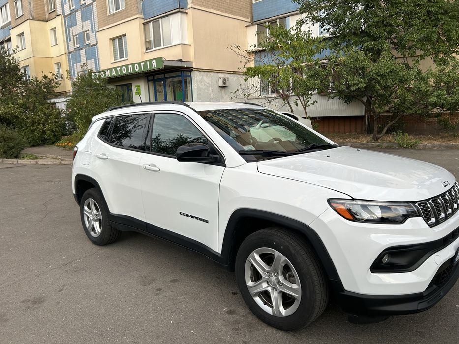 Продам Jeep Compas