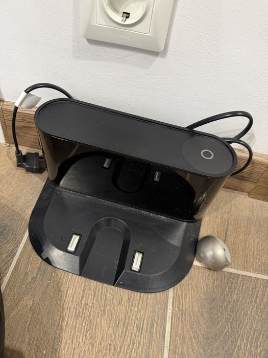 Робот-пилосос •	Samsung VR3MB77312K