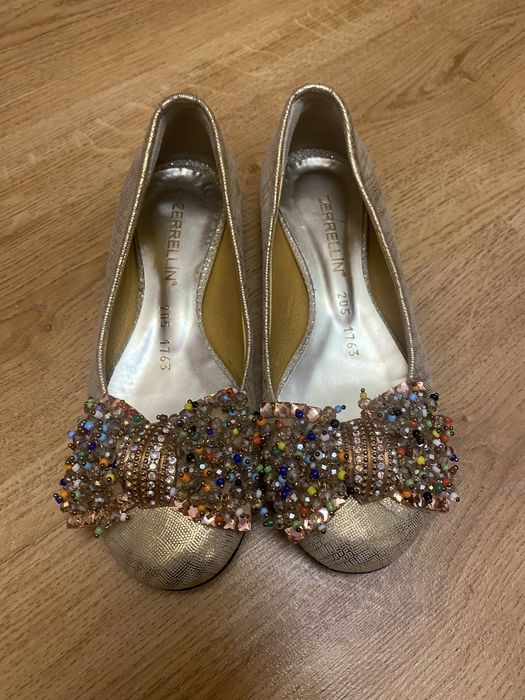 Туфлі золоті для дівчинки