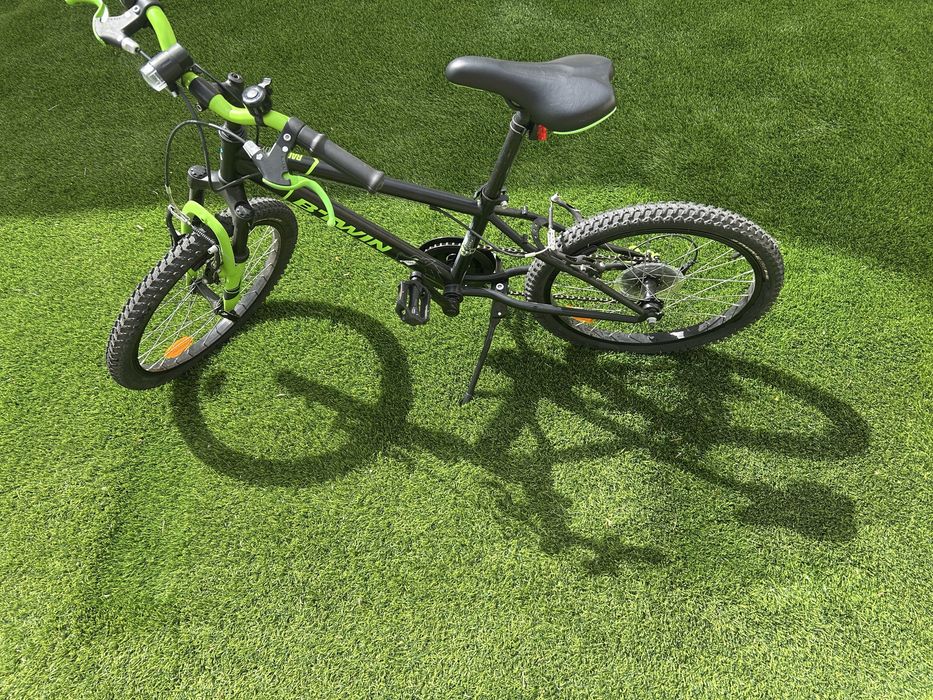 Bicicleta Btwin Racingboy 500 (COMO NOVA)