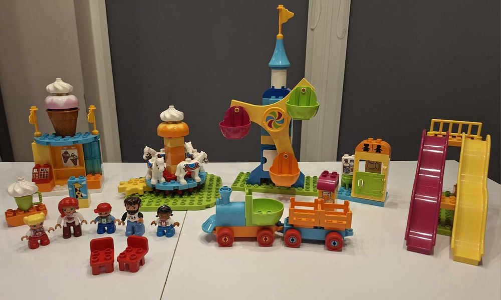 Lego Duplo 10840- Duże wesołe miasteczko