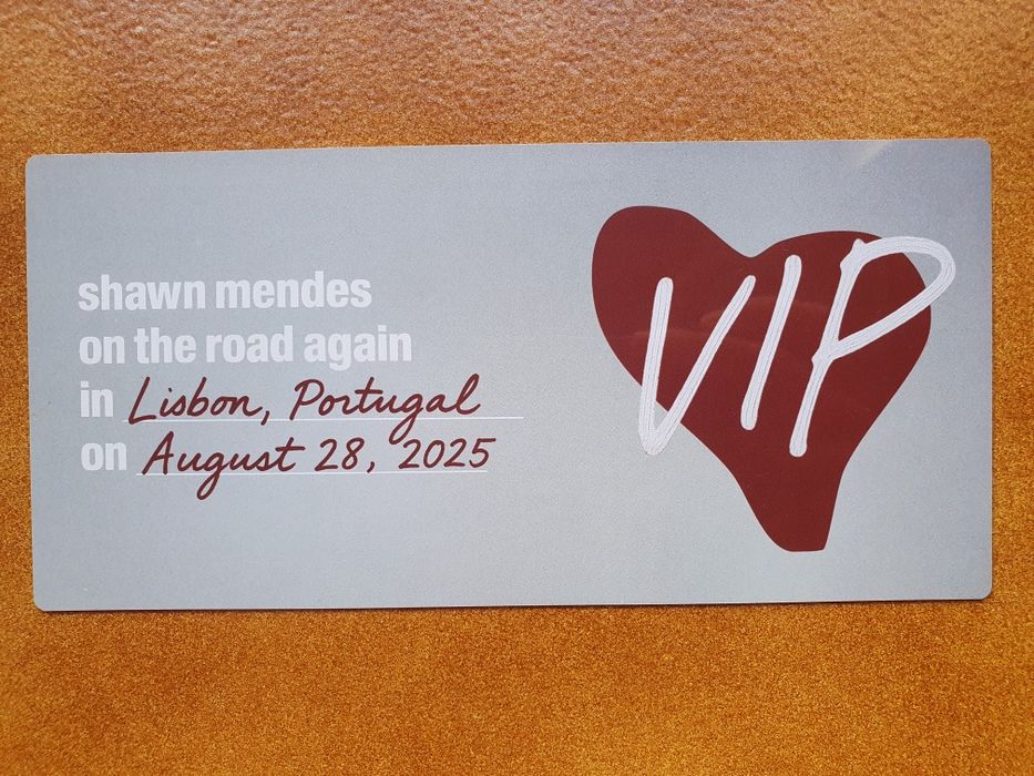 Kit merchandise VIP Shawn Mendes