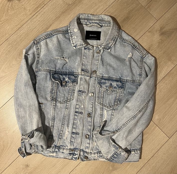 Джинсова куртка Stradivarius
