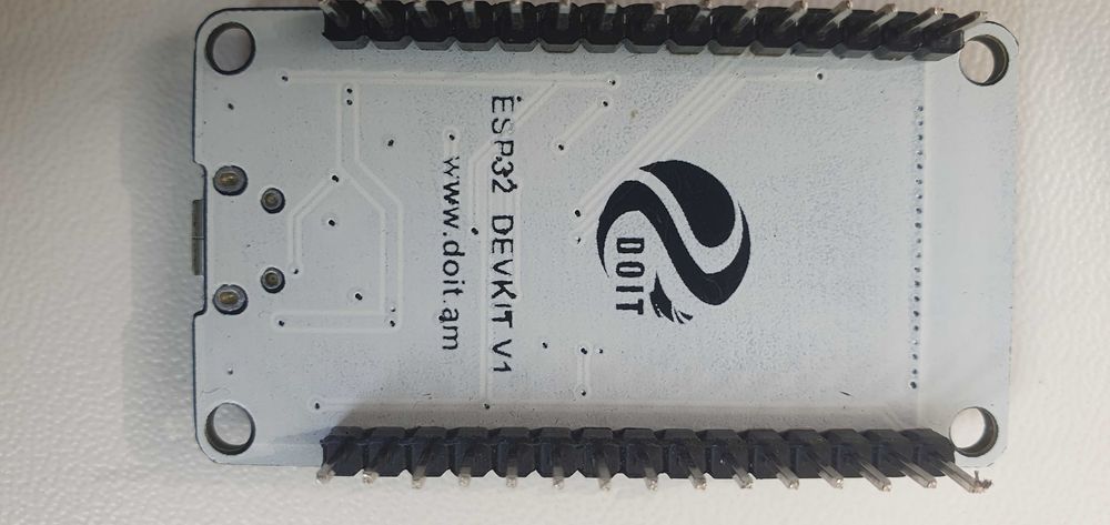 ESP32 DevKit v1 ESP32-WROOM-32 CP9102 MicroUSB 30-pin