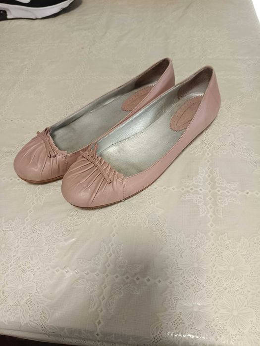 Кожаные балетки женские