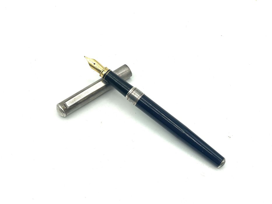 Caneta pena em prata