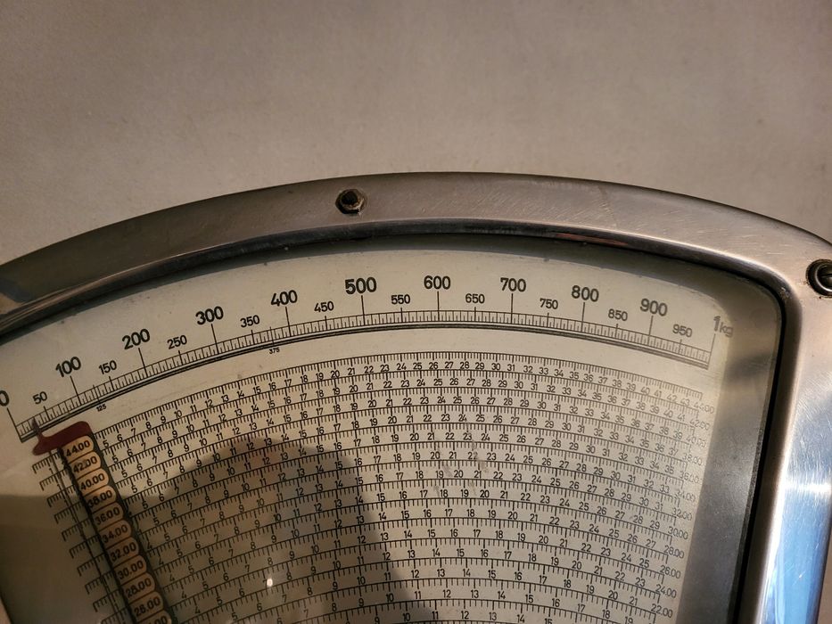 Balança Antiga/Eletrónica