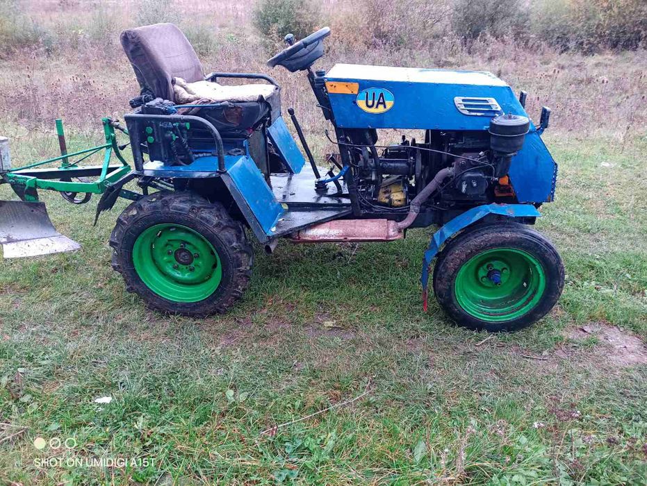 Трактор в дброму стані