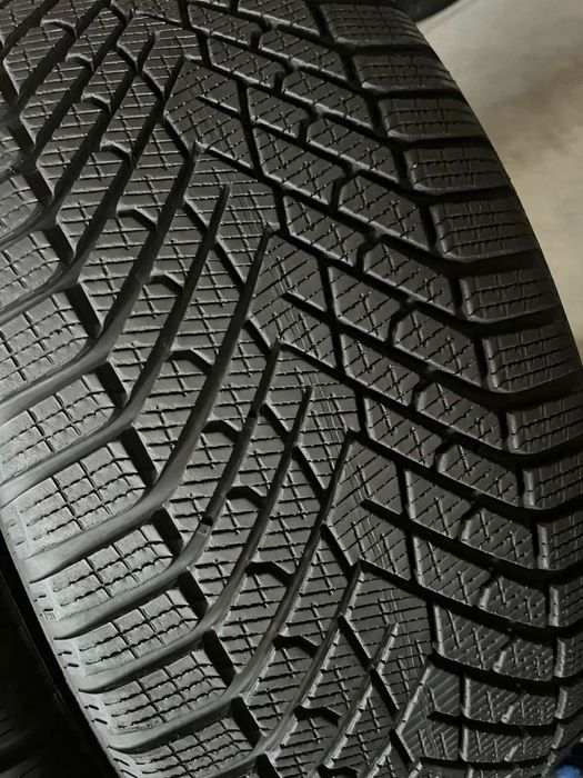 265/45/21 R21 Pirelli Scorpion Winter 2 4шт зима