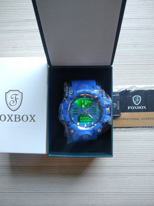 Super zegarek sportowy wodoszczelny tanio