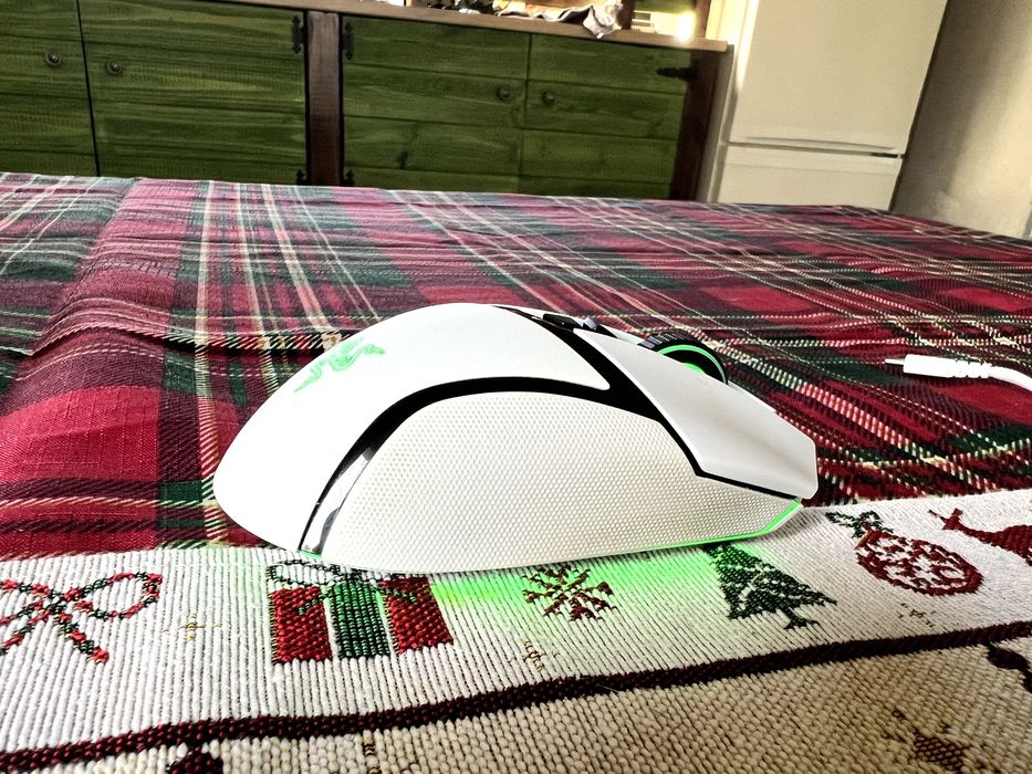 Mysz Razer Basilisk v3 Pro white edition