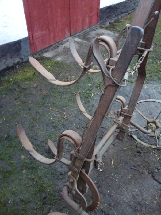 Продам культиватор кіннний