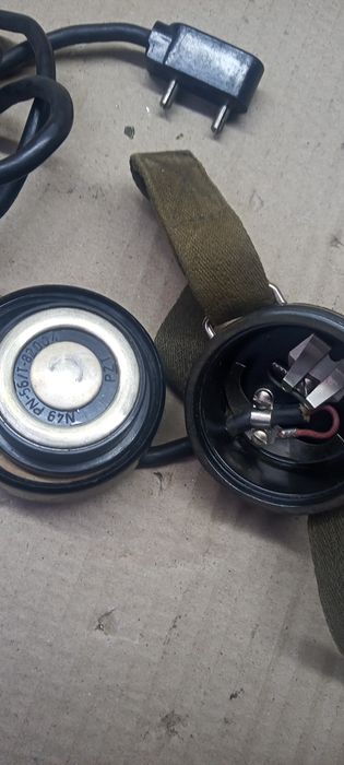 Stare słuchawki do radiostacji