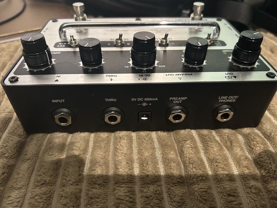 Ampeg SGT DI preamp baixo