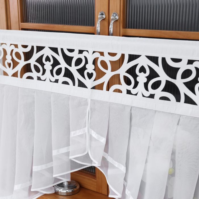 Piękny panel firanowy biały z filcem