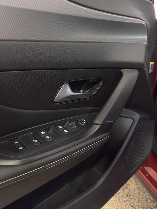 Peugeot 408 1.6 Hybrid GT e-EAT8