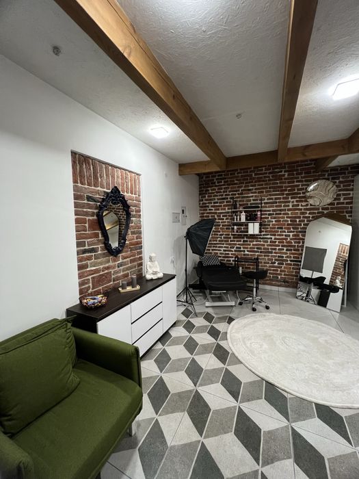 Оренда робочого місця в студіі