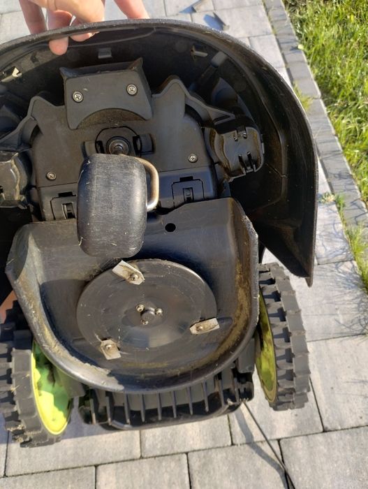 Robot koszący Stalco