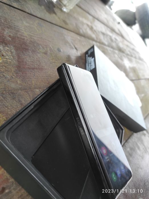 Samsung Galaxy Z Fold3 5G
